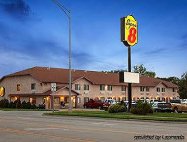 Super 8 By Wyndham Concordia Hotel Bagian luar foto